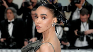 Fka twigs calvin klein ad ban