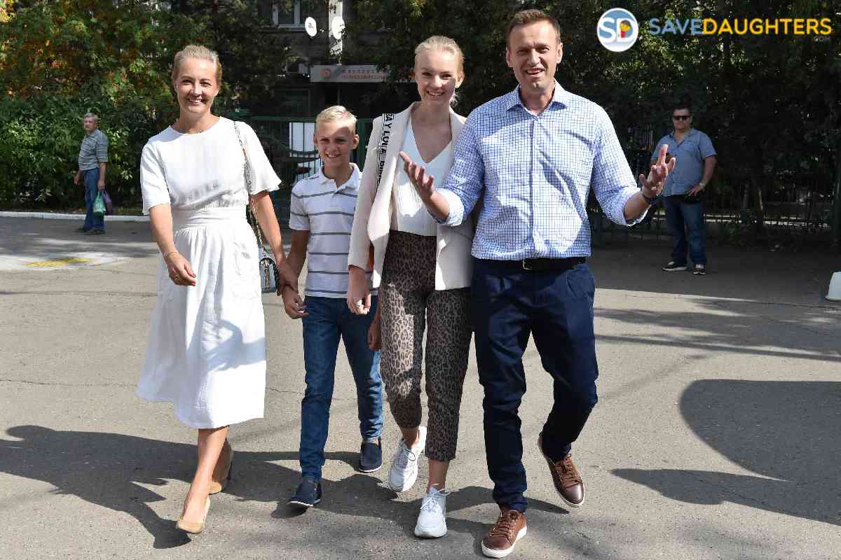 Navalny wife yuliya navalnaya x account