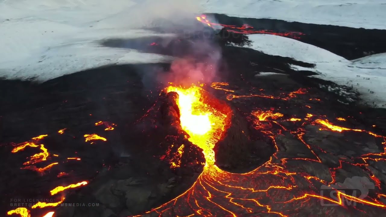 Iceland lava grindavik volcano eruption