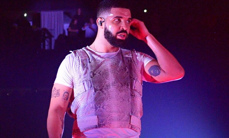 Drake surprise appearance at Gibney concert details