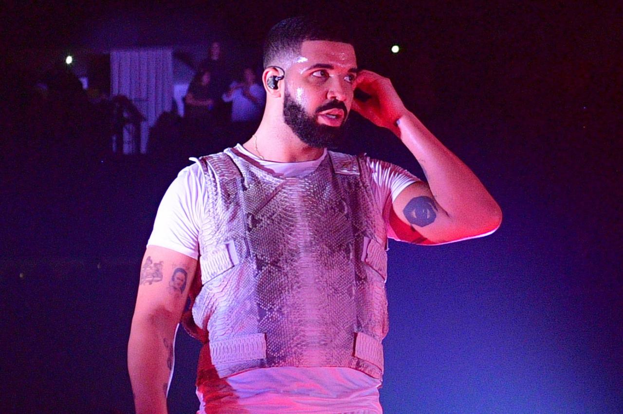 Drake surprise appearance at Gibney concert details