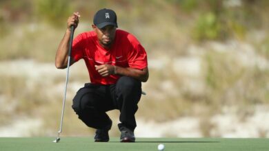 Tiger woods sun day red