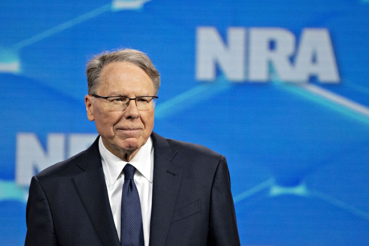 Lapierre nra unaware defended excess bloomberg wayne