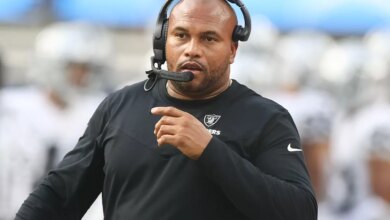 Antonio pierce raiders head coach