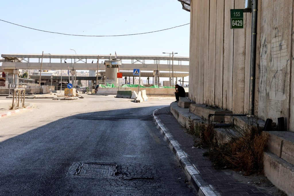 West bank palestinians settlers