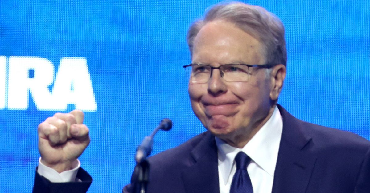 Nra wayne lapierre resignation