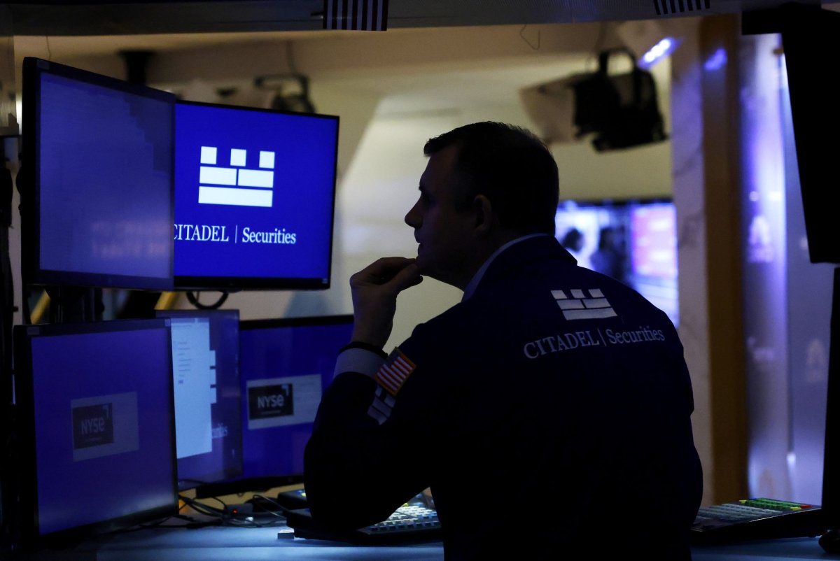 New york community bank troubles