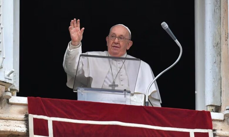 Pope francis surrogacy ban