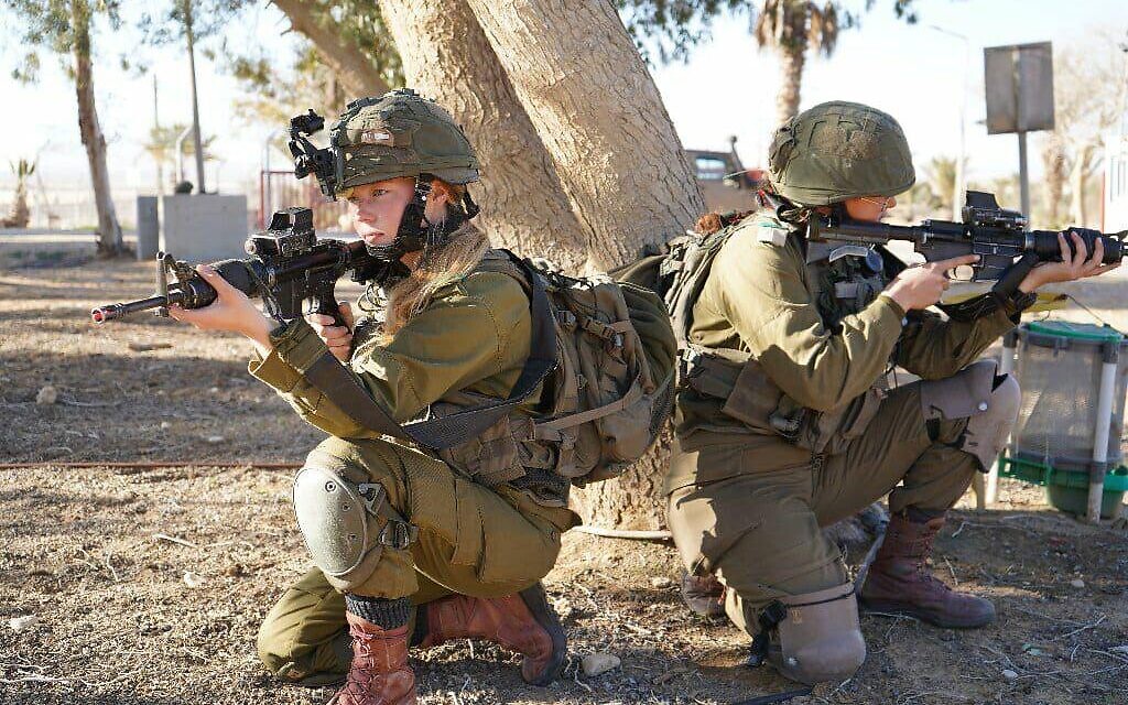 Israel gaza women soldiers