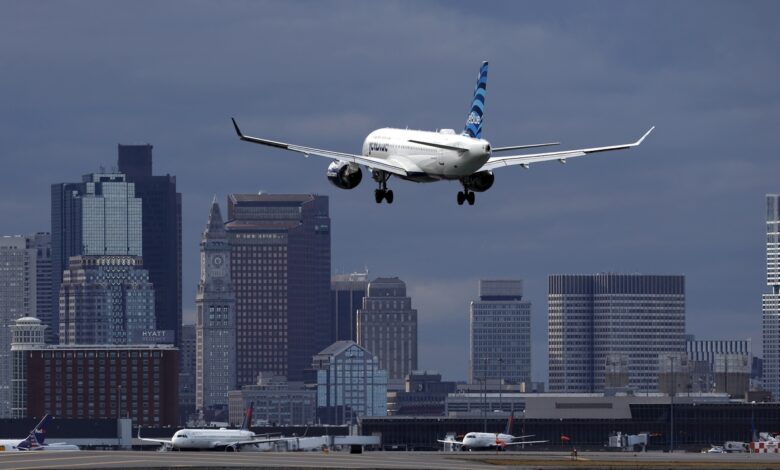 Jetblue planes collision boston logan airport