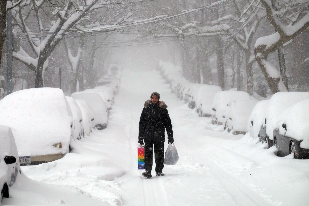 Blizzard record temperatures neighborhood beacon conditions