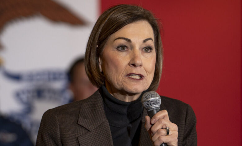 Kim reynolds desantis trump iowa