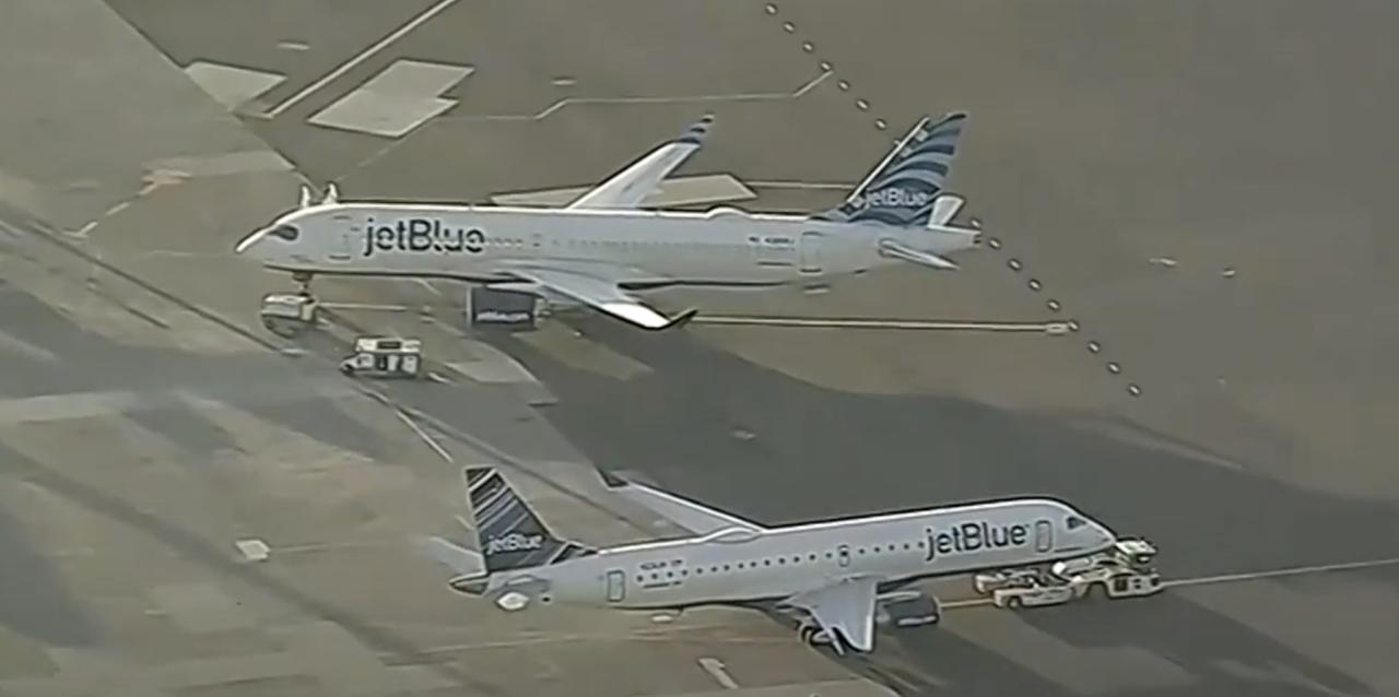 Jetblue planes collision boston logan airport