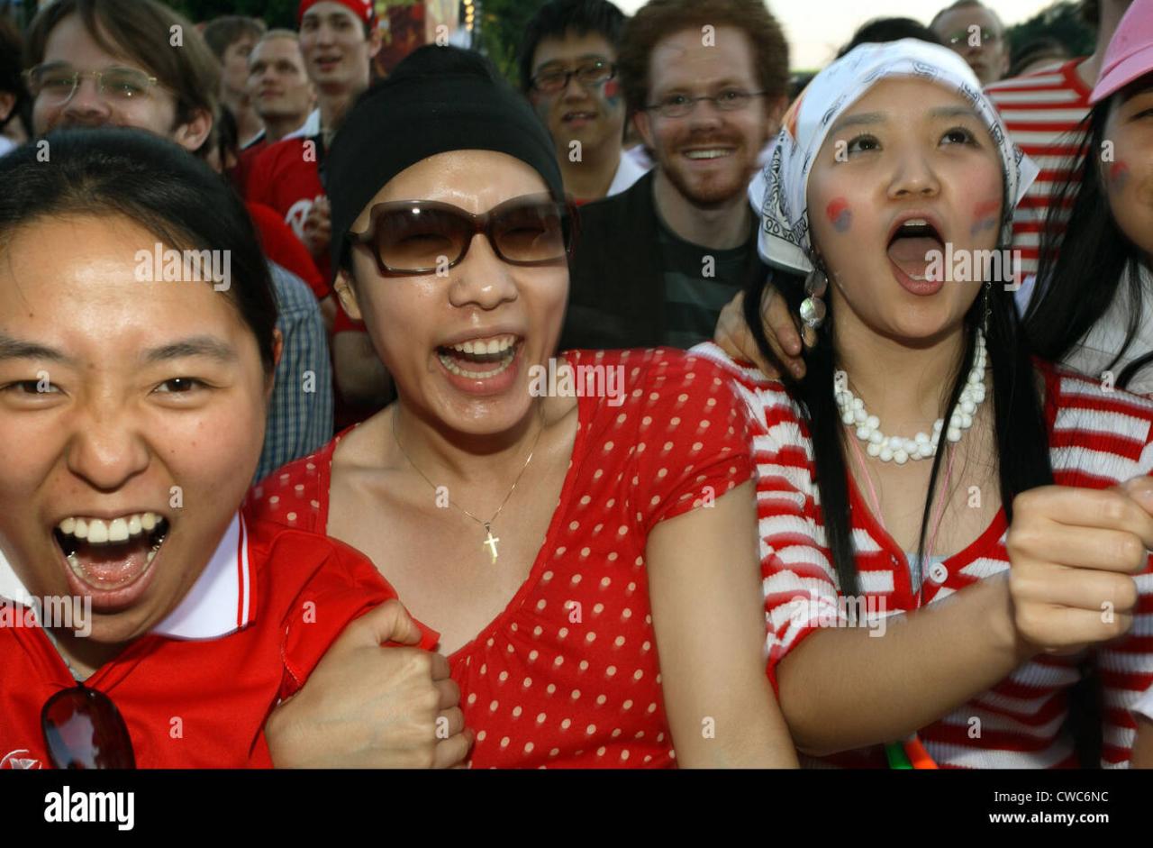 Soccer fan isom monte korean south football female