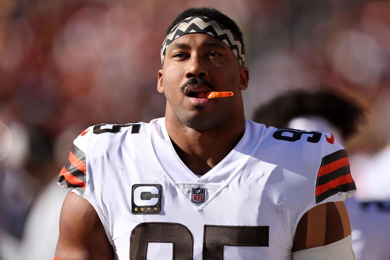 Myles Garrett Browns trade request best fit for All-Pro