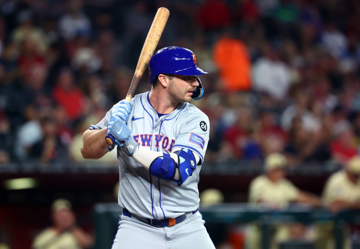 Alonso returning to Mets on two-year,  million deal (source)