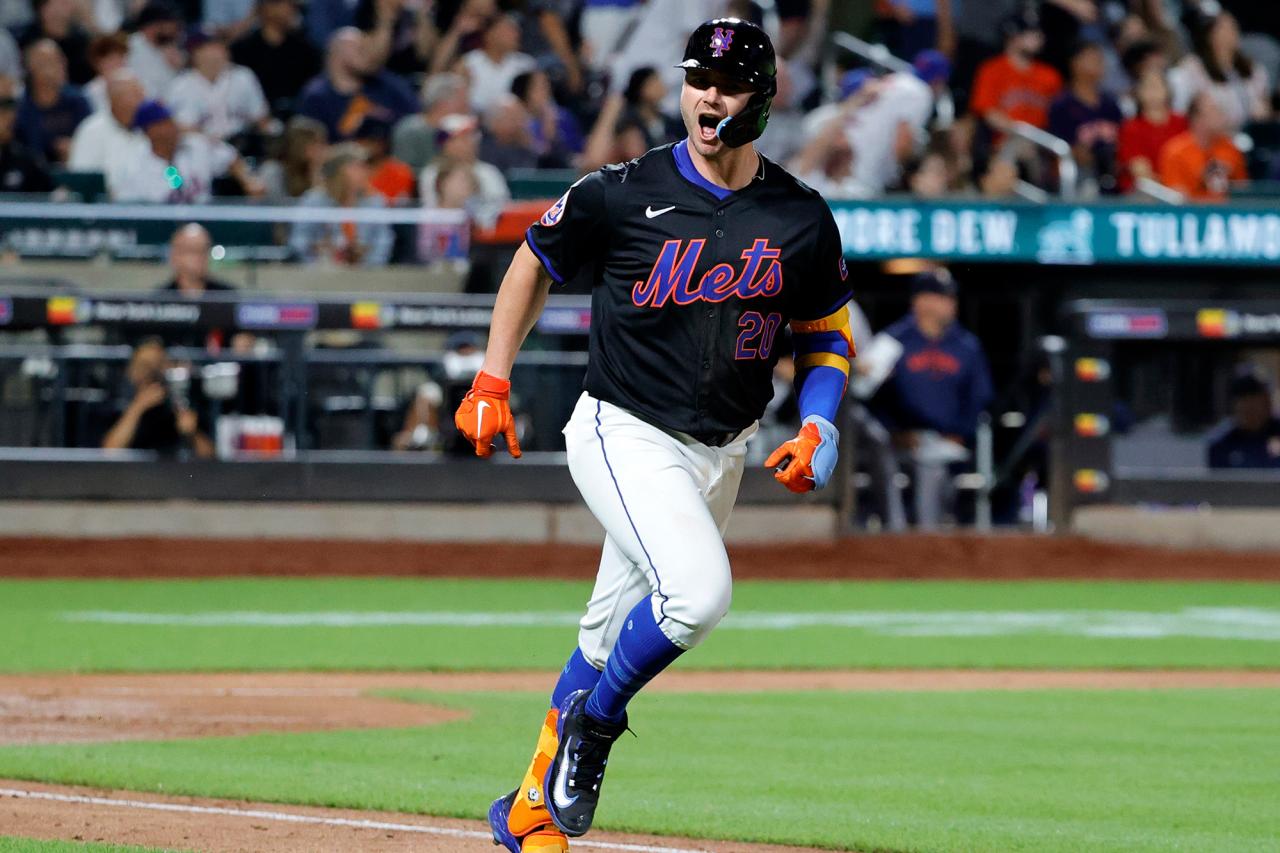 Alonso returning to Mets on two-year,  million deal (source)