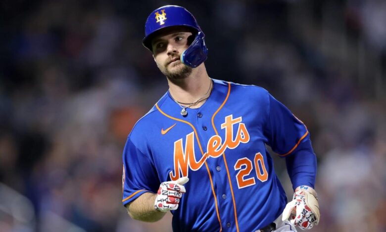 Alonso returning to Mets on two-year, $54 million deal (source)