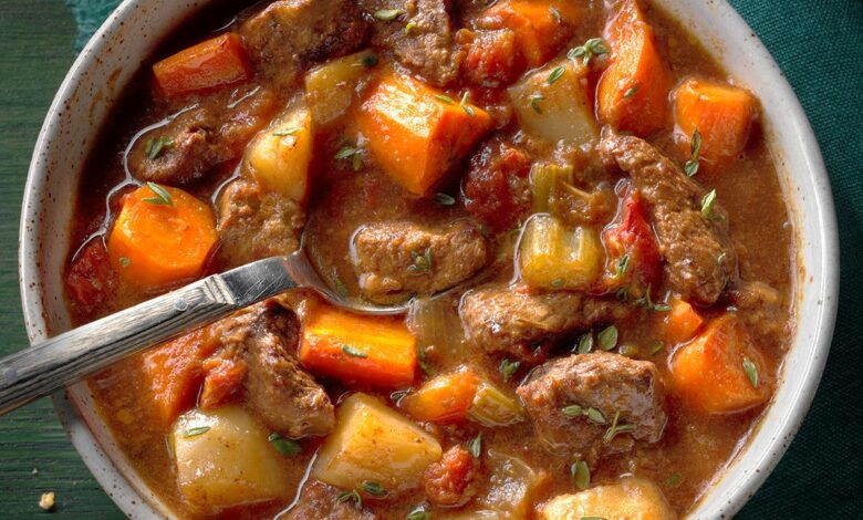 Stew fashioned crockpot meal pot crock seasoning cooked delicious potatoes bestrecipepicks slowcooker celery carrots healthy dinners stewing keto tender jambalaya