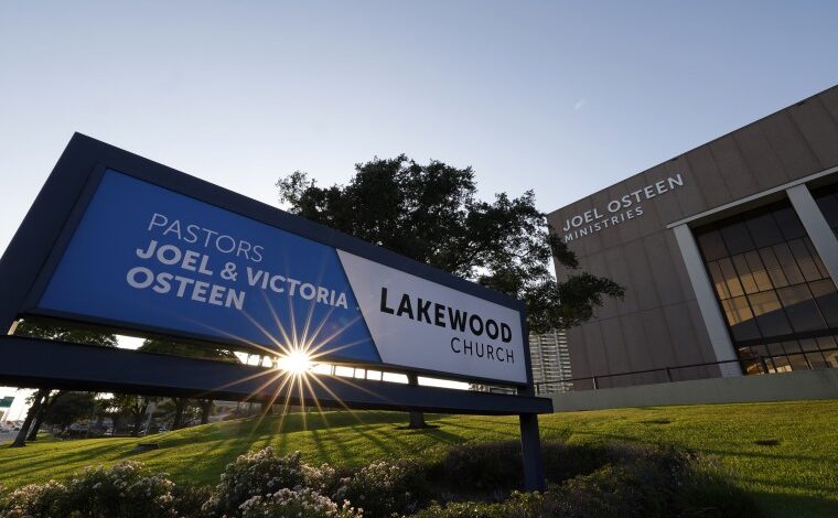 Houston lakewood church shooting