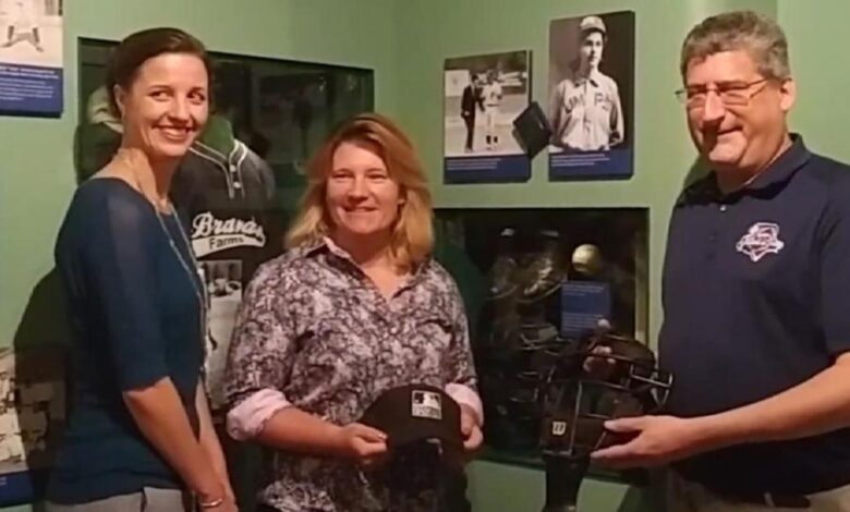 Jen pawol mlb umpire