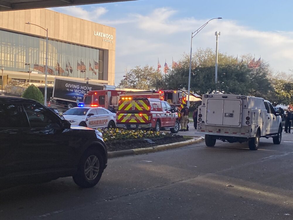 Houston lakewood church shooting